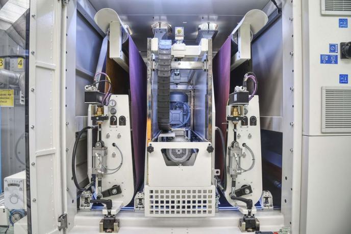 Exemple de configuration 3 modules : bande - brosses - bande