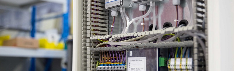 Montage de composants électronique