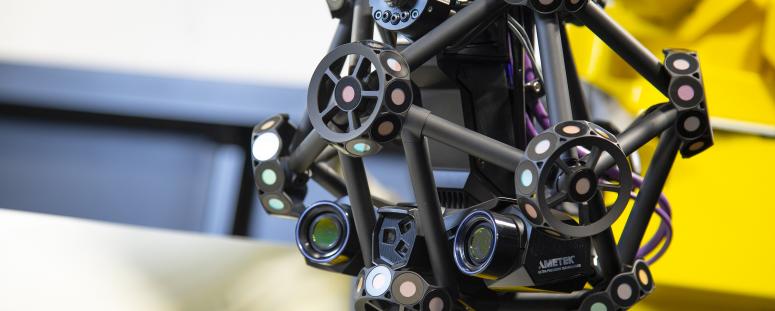 Le nouveau scanner monté sur robot (MetraSCAN-R BLACK), un ajout à la MMT de numérisation 3D CUBE-R