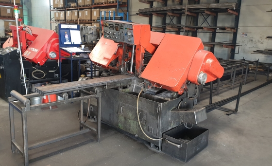 Scie a ruban semi-automatiques AMADA HA 400 et 250