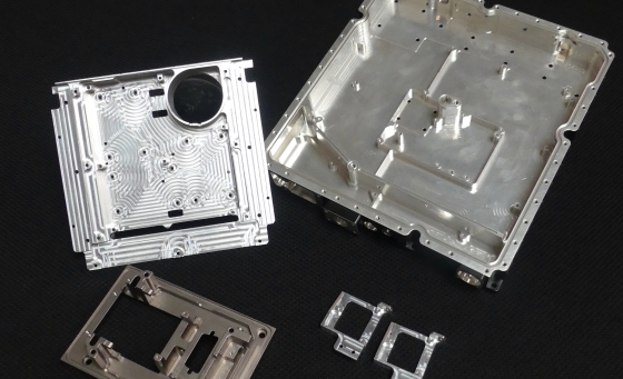 Boitiers électroniques usinés